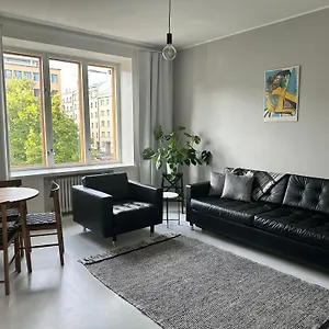  Apartment Etelainen Hesperiankatu